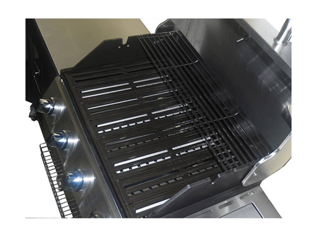 Confortetstyle Four Burner Outdoor Kitchen Gas Barbecue With Steel Construction And Silver Finish